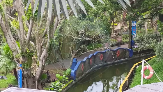 ersedia permainan di dermaga jawa timur park 1
