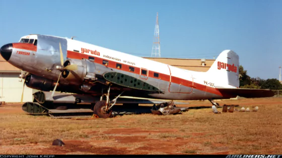 pesawat douglas dc 3 garuda ilustrasi