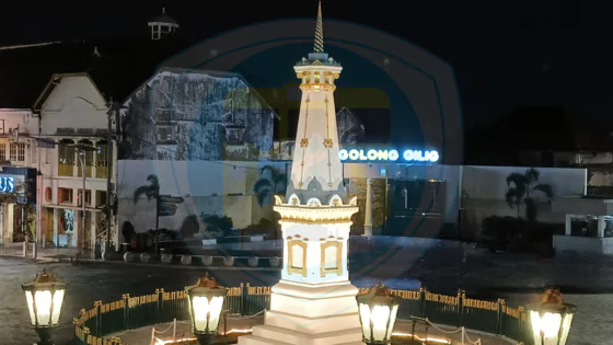 tugu golong gilig sekarang lebih dikenal dengan nama pal putih
